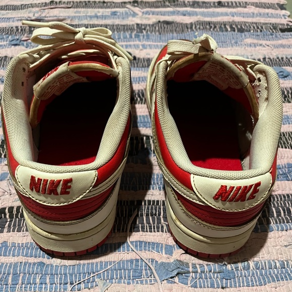 Nike Dunk - Picture 4 of 5